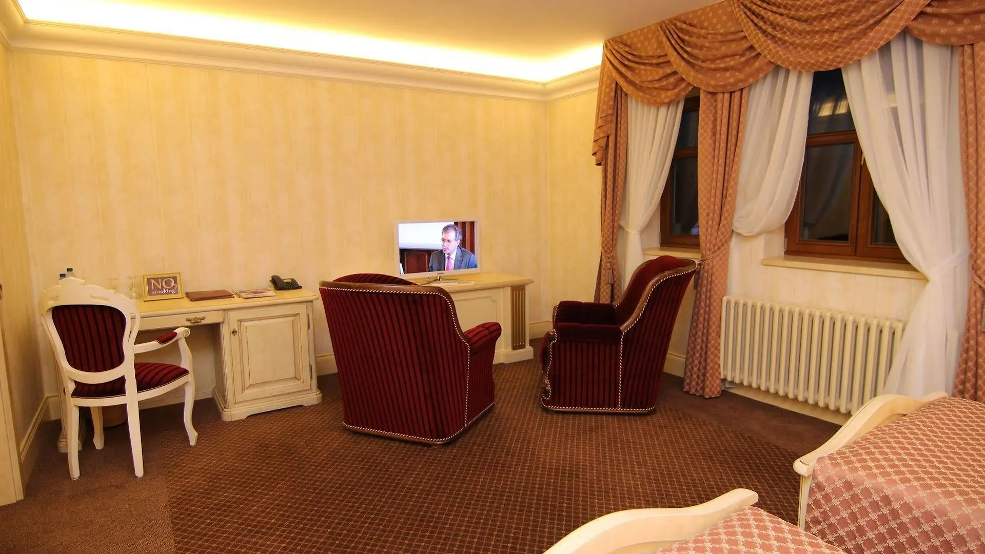 Отель Royal Golf Карловы Вары 4*,